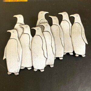 Vintage penguin brooch by Jonette Jewelry